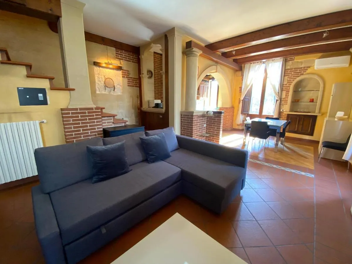 레체 Casa Chiara, Roof Terrace, 100M To The Historical Center 아파트 0*,